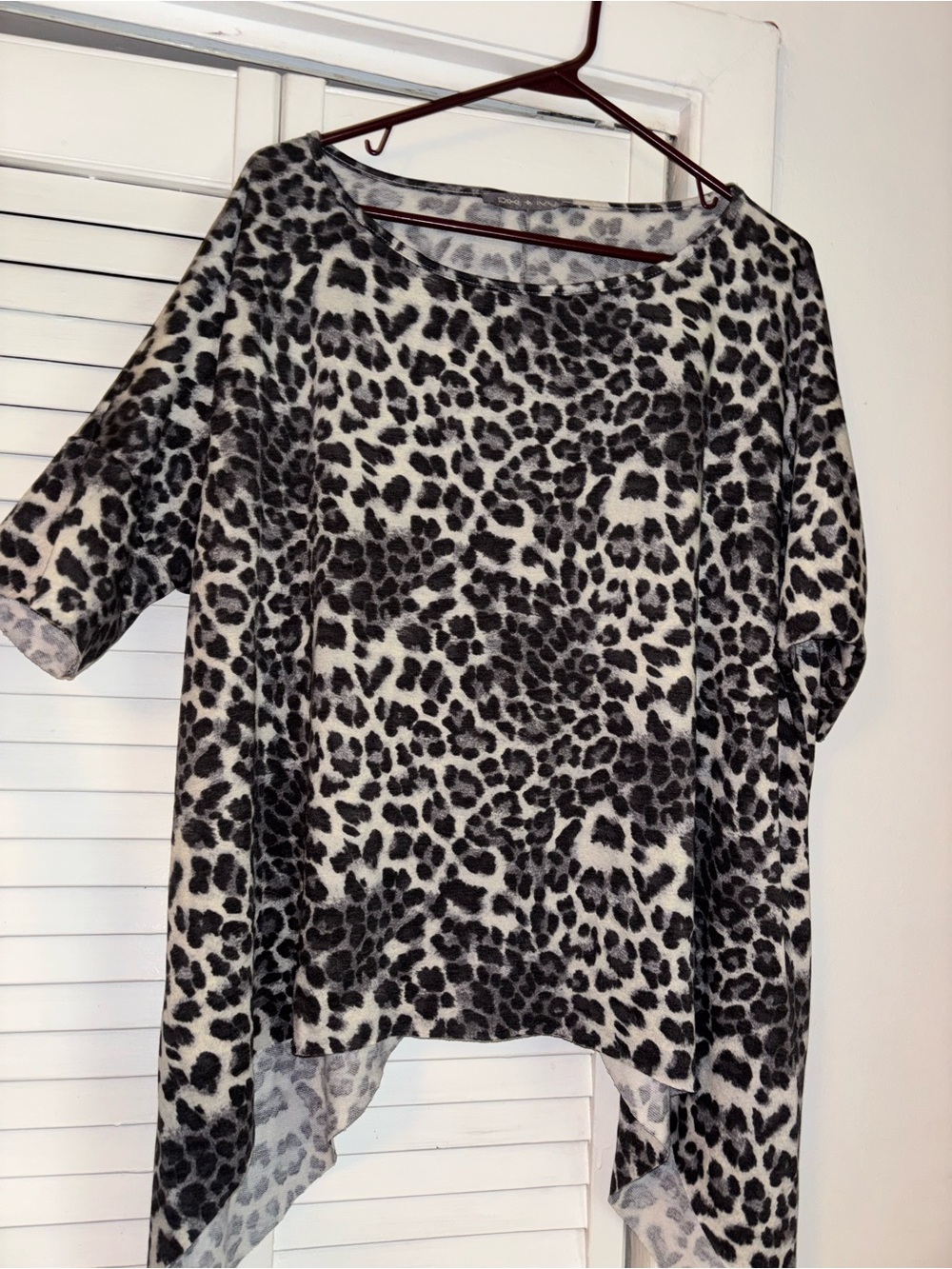 L'AGENCE Black and White Leopard-Print Asymmetric Tunic